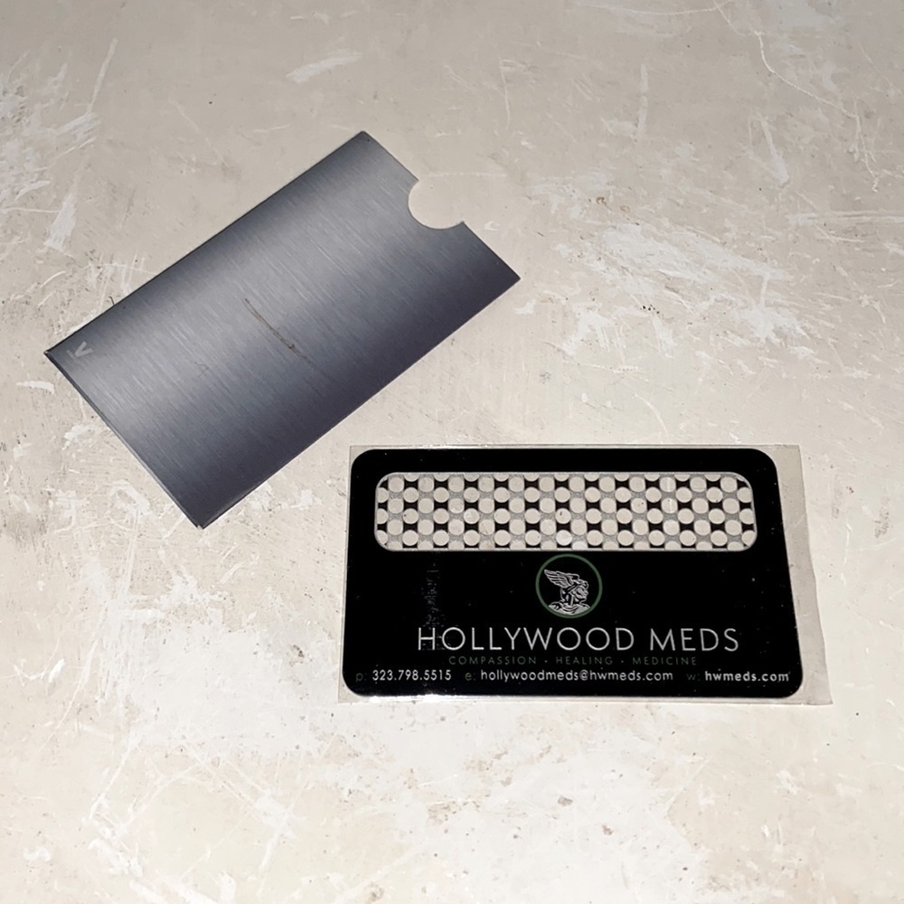 HollywoodMeds Aluminum Card Herb 🌿 Grinder​​​​​